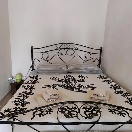 A Casa Di Clio בית נופש צ'לייה מספיקה